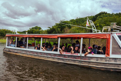 MIT students on a boat tour. 