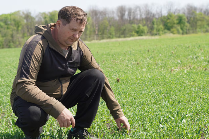 Hope in a minefield: How MIT students are helping Ukrainian farmers reclaim their land