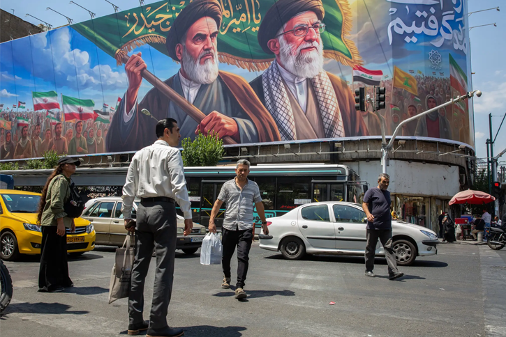 A dangerous limbo leaves Iran, and the world, between peace and war