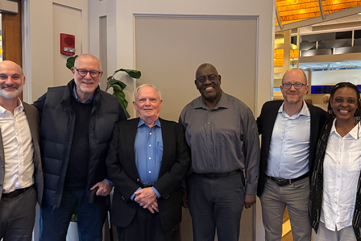 Robert Wilhelm visits Center for International Studies