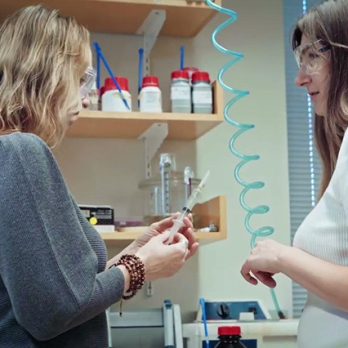 Svitlana Krasynska and Nataliia Fihurka